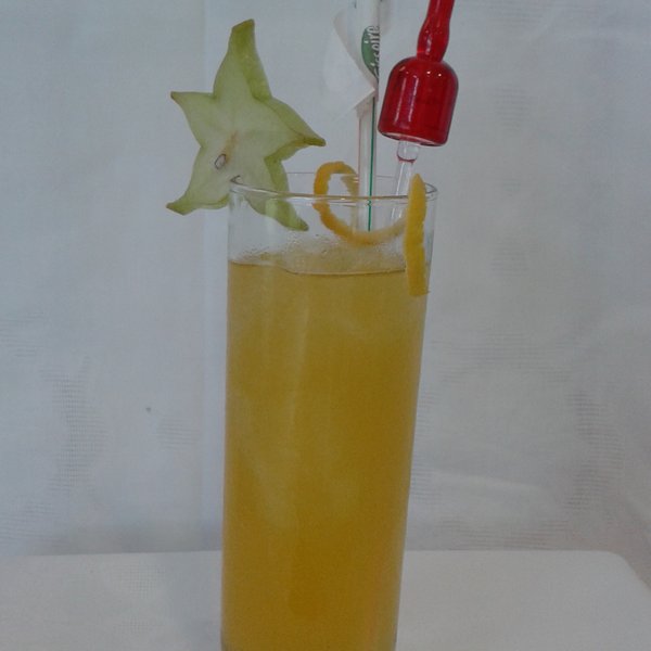 Cocktail Yellow Tropic 20140521_095358.jpg